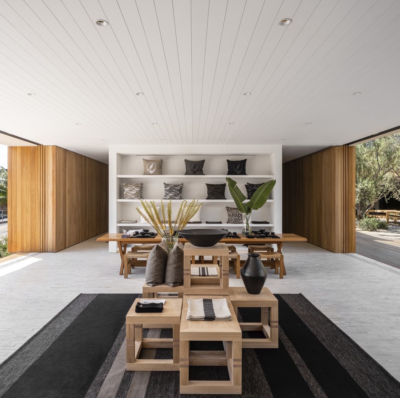 Malibu Architecture Firm Retail Malibu House by James Perse RDC