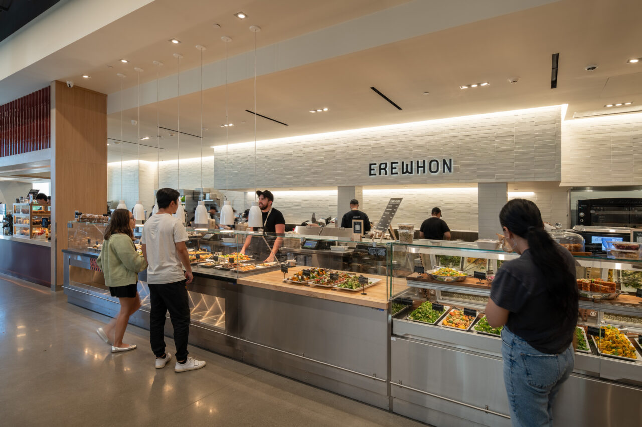 Erewhon Pasadena Erewhon & 475 S Lake Ave RDC